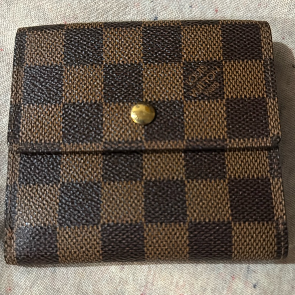 Men’s Or Women’s Damier Ebene Lv Wallet In Pristine Condition! Brand New 9.75/10
